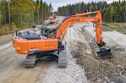 Hitachi - Engcon